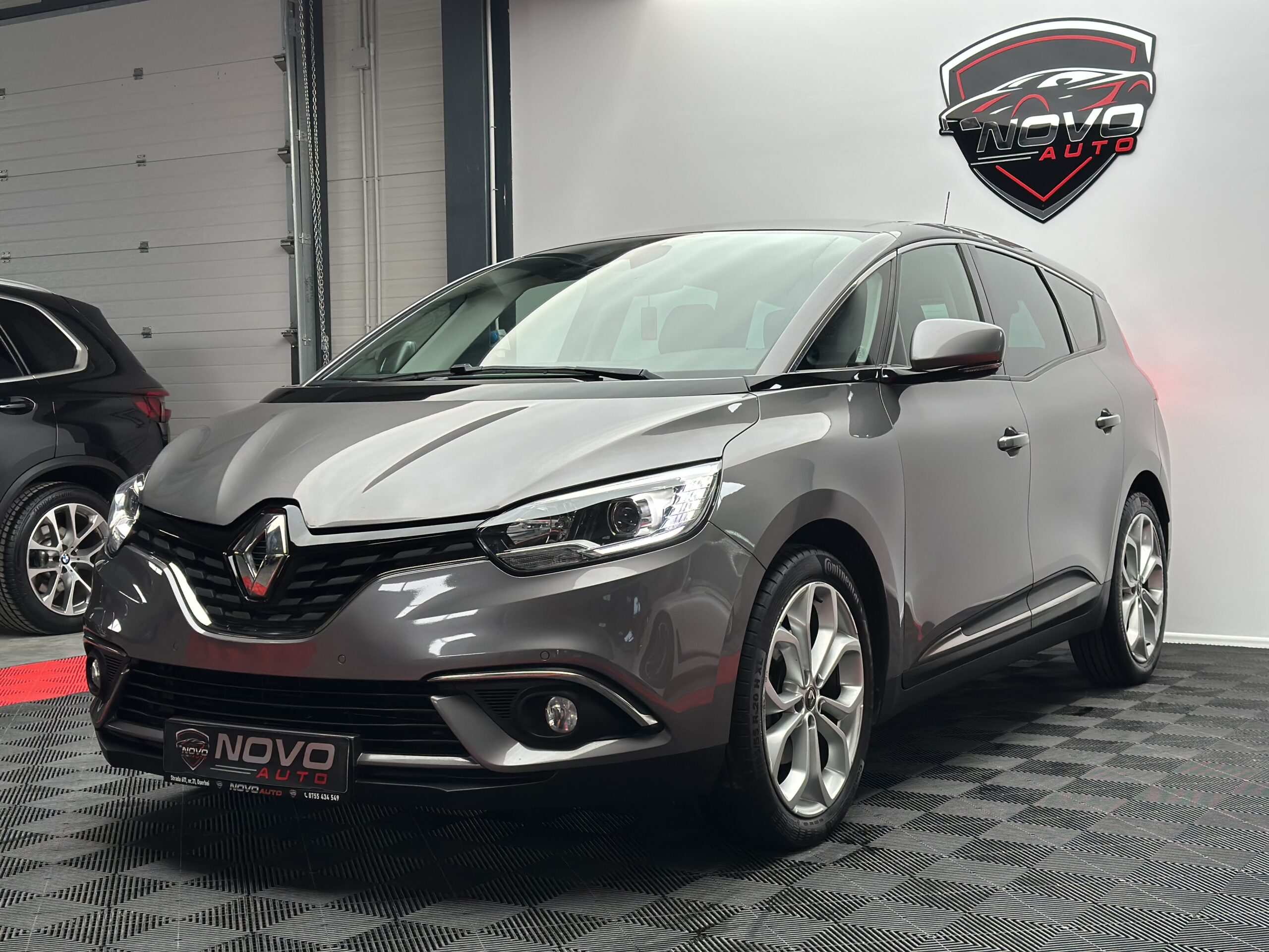 Renault Scenic 7 Locuri 1.8 DCi 120CP Renault Scenic 7 Locuri 1.8 DCi 120CP
